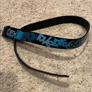 Love Graffiti Belt 🌸